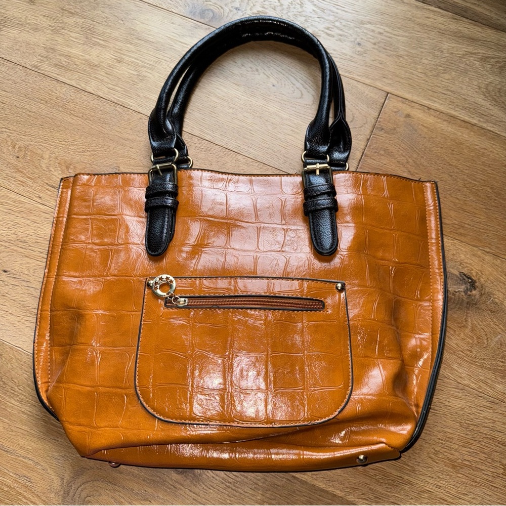 Femina Women’s Purse Shoulder Bag